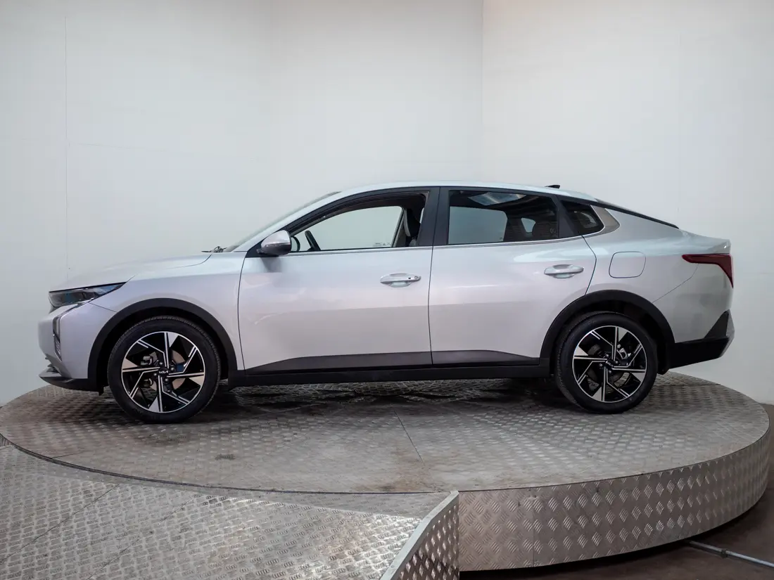 Kia K3 1.6 Ex Full At año 2024