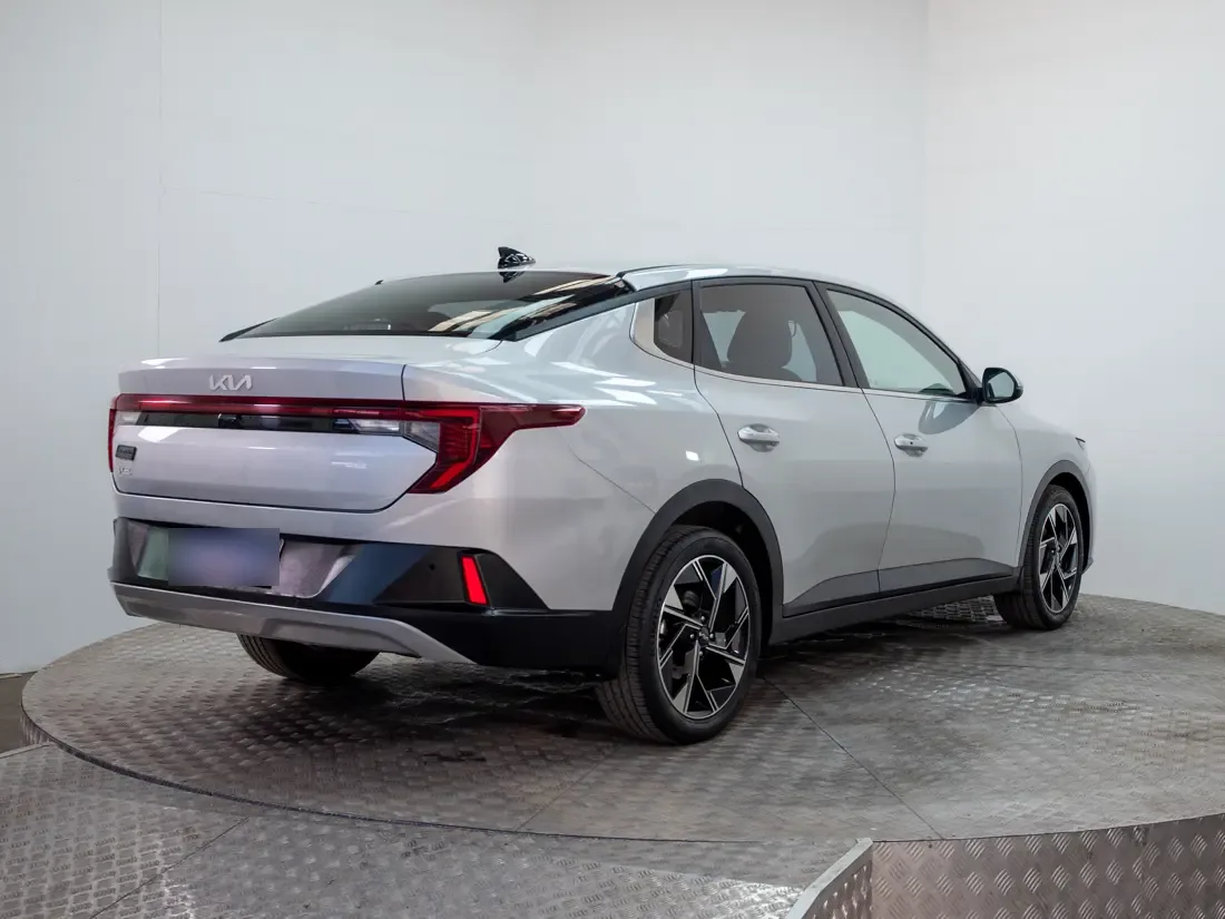 Kia K3 1.6 Ex Full At año 2024