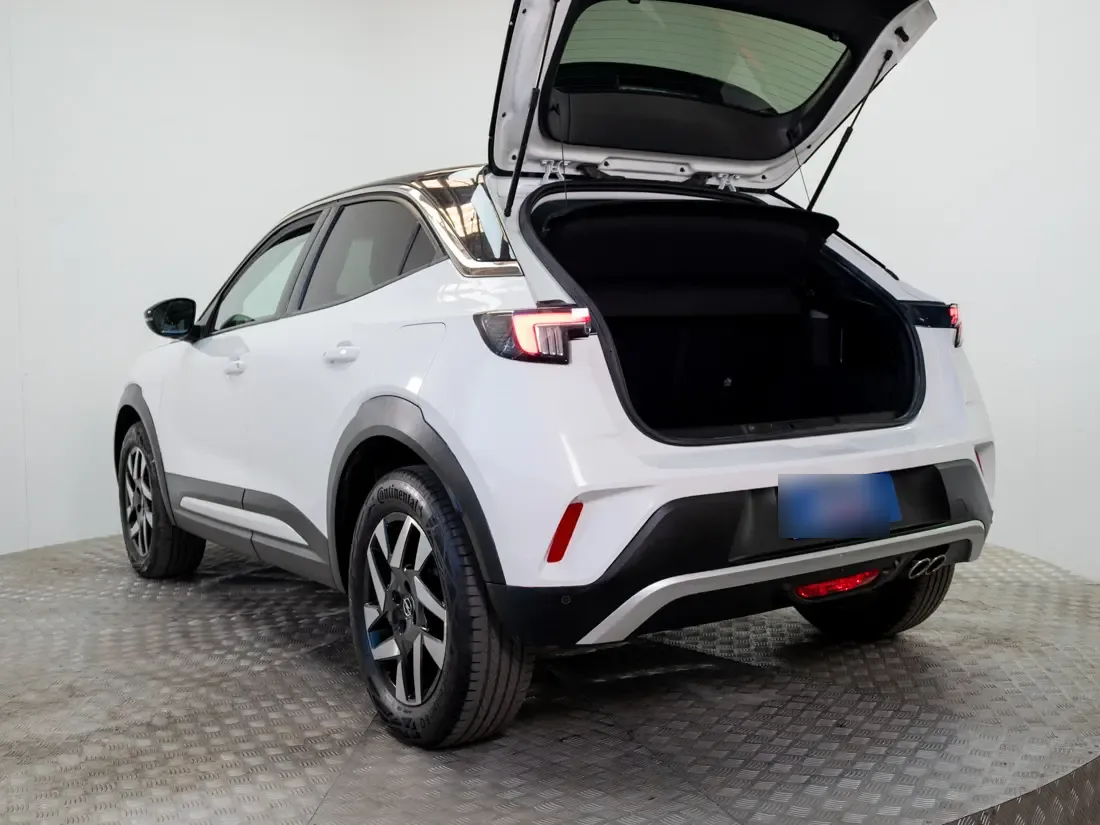 Opel Mokka 1.2 Elegance At año 2023