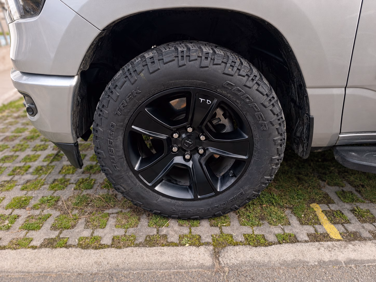 Ram 1500 Big Horn 4x4 año 2023