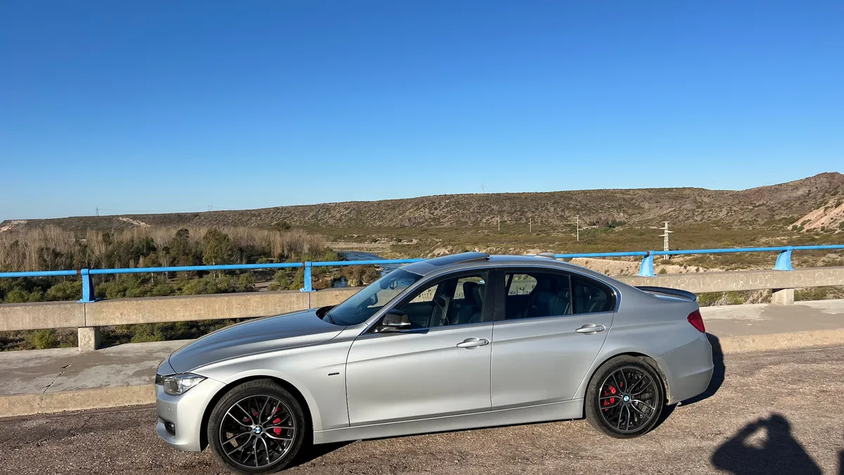 BMW 335 3.0 I At año 2016