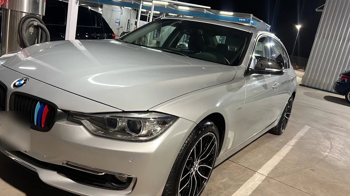 BMW 335 3.0 I At año 2016