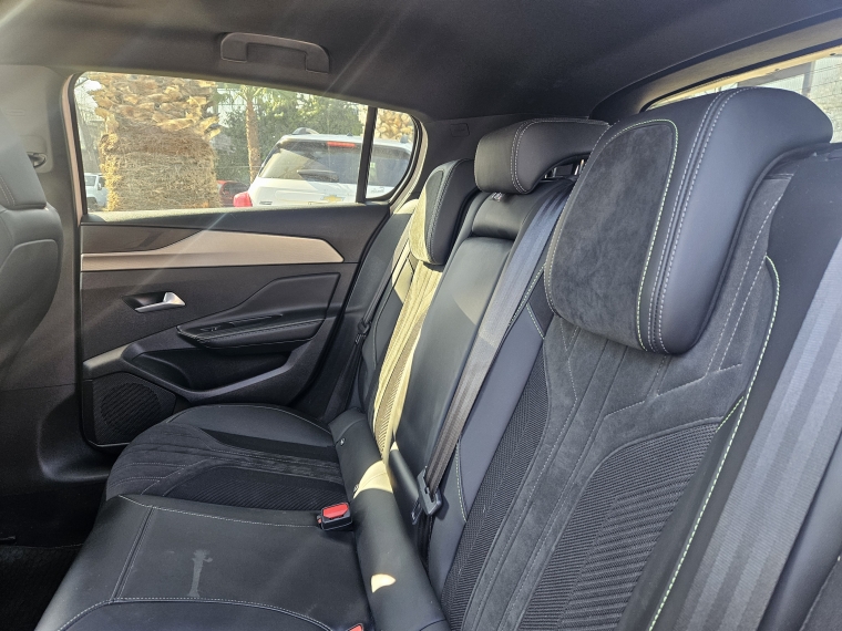 Peugeot 308 308 Puretech 1.2 Aut año 2022