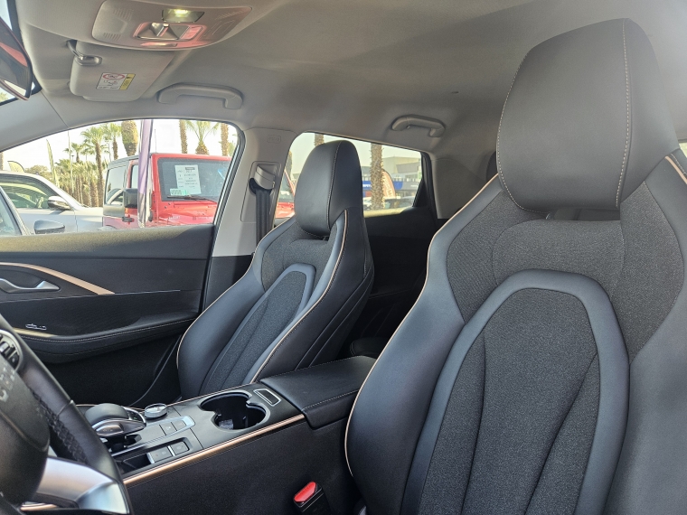Omoda C5 1.5 T Comfort At año 2024