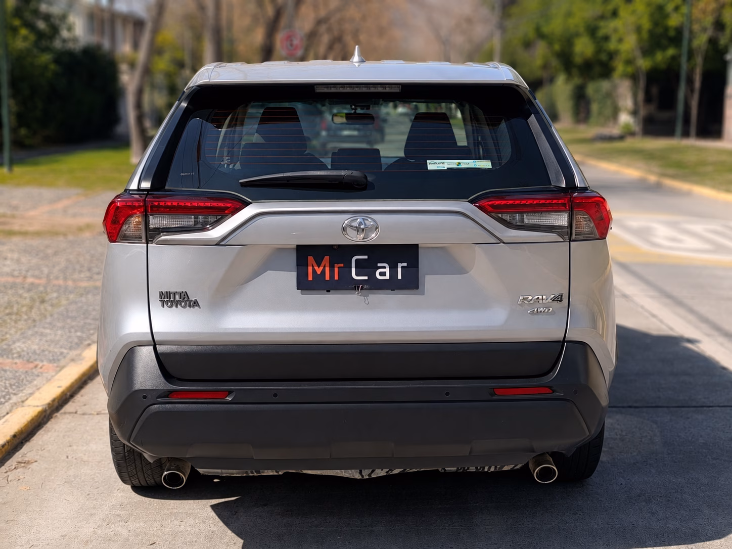 Toyota Rav4 Le 4x4 año 2023