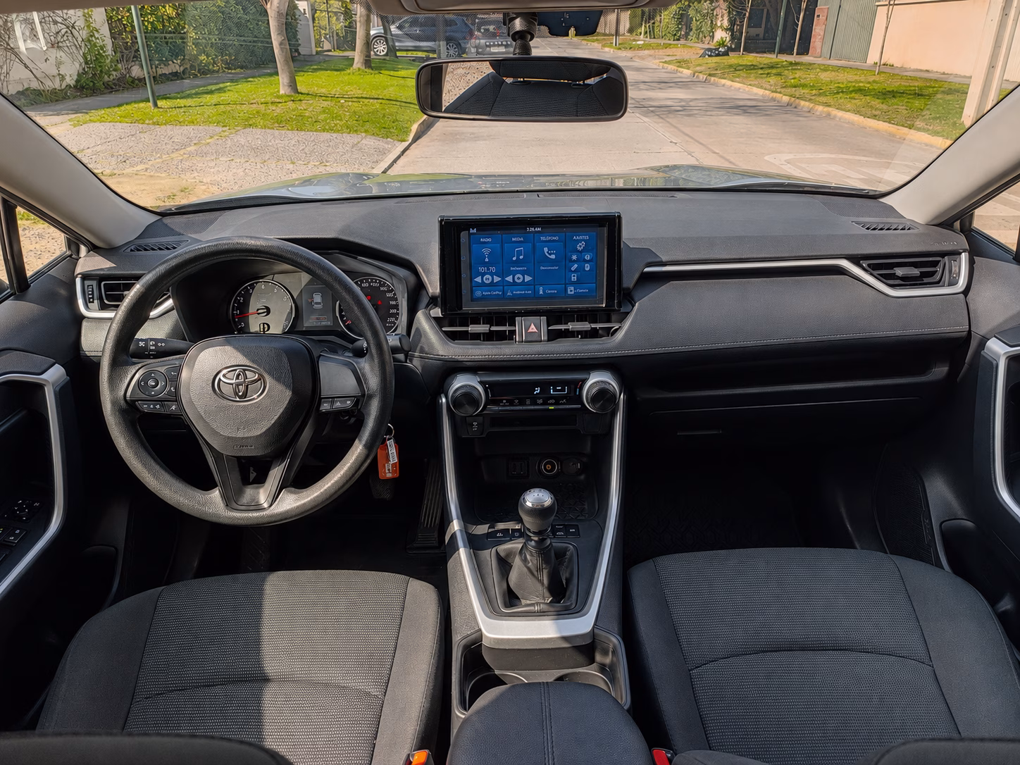 Toyota Rav4 Le 4x4 año 2023