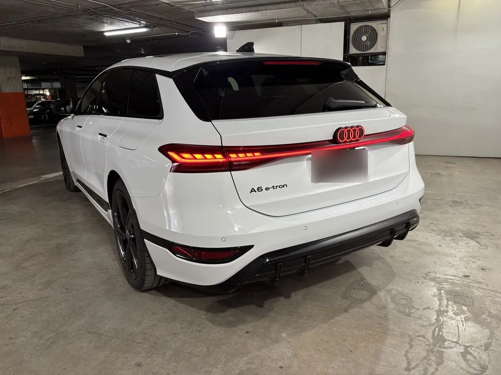 Audi A6 Avant E-Tron año 2026