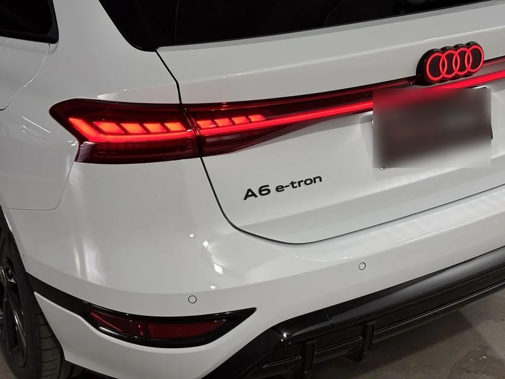 Audi A6 Avant E-Tron año 2026
