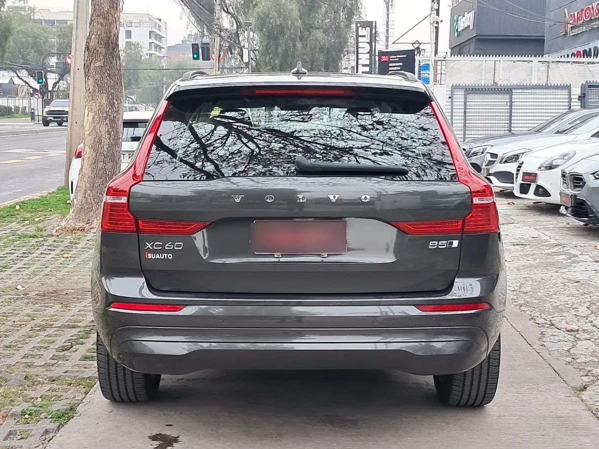 VOLVO XC60 2.0 B5 Momentum At 4x4 Hibrido año 2022