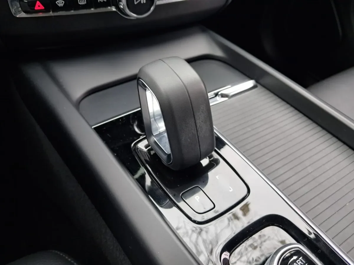 VOLVO XC60 2.0 B5 Momentum At 4x4 Hibrido año 2022