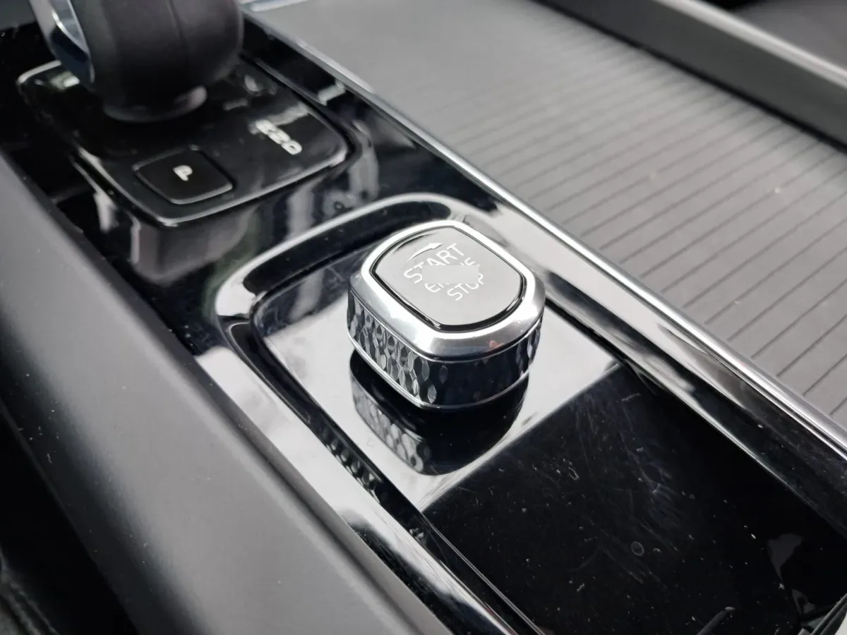 VOLVO XC60 2.0 B5 Momentum At 4x4 Hibrido año 2022