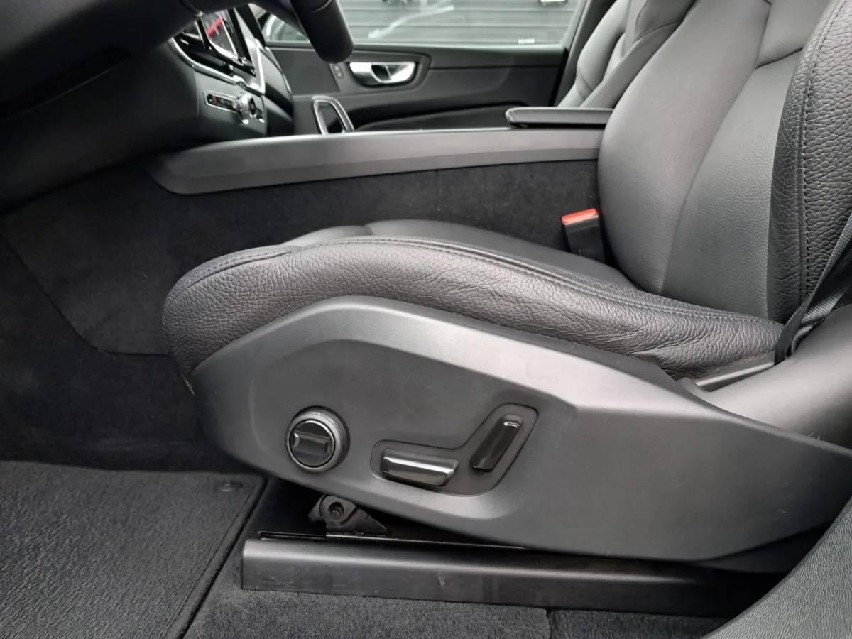 VOLVO XC60 2.0 B5 Momentum At 4x4 Hibrido año 2022