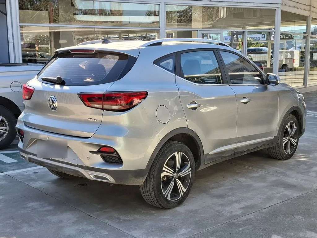 MG Zs 1.5 Dlx 4x2 Cvt At 5p año 2022
