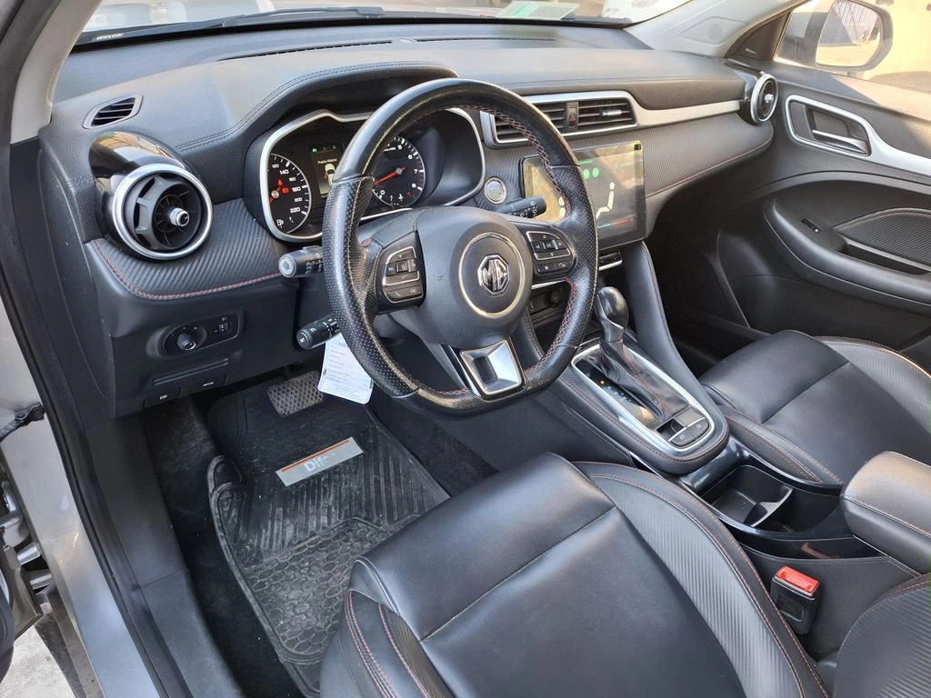 MG Zs 1.5 Dlx 4x2 Cvt At 5p año 2022