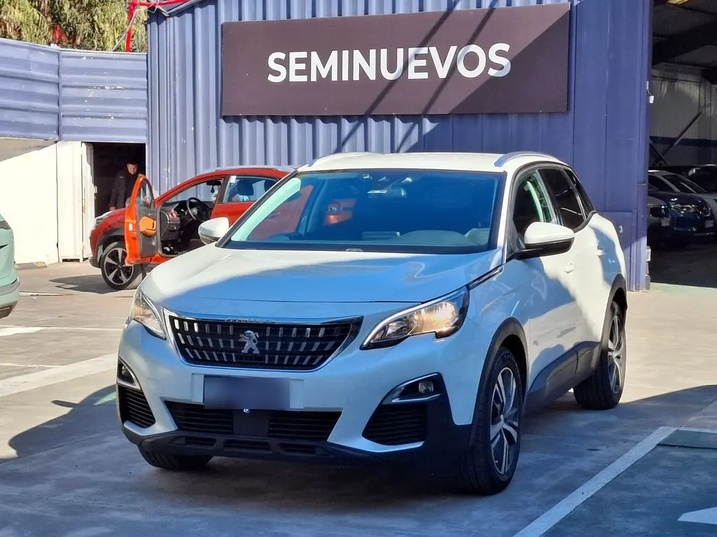 Peugeot 3008 Active Bluehdi 1.5 año 2019