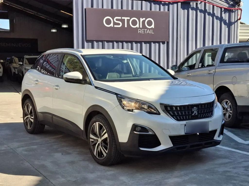 Peugeot 3008 Active Bluehdi 1.5 año 2019