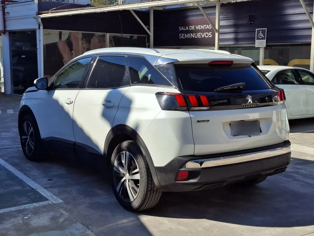 Peugeot 3008 Active Bluehdi 1.5 año 2019