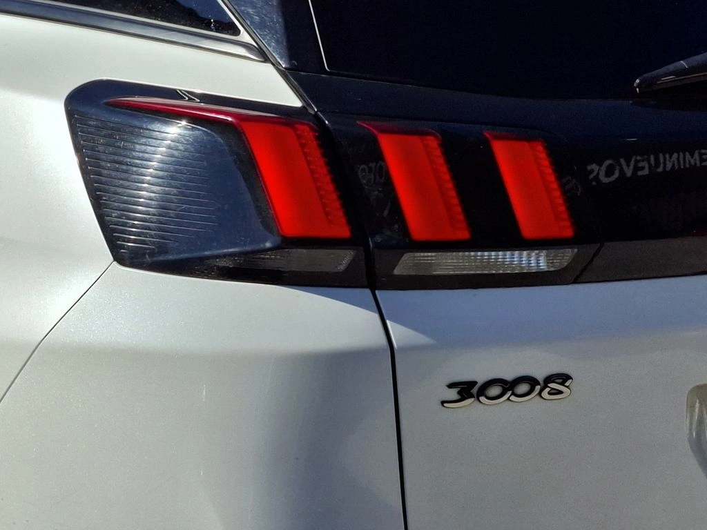 Peugeot 3008 Active Bluehdi 1.5 año 2019