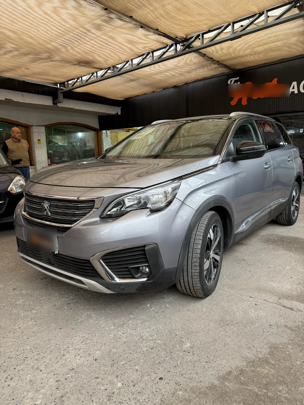 PEUGEOT 5008 1.6 Allure Turbo At año 2019