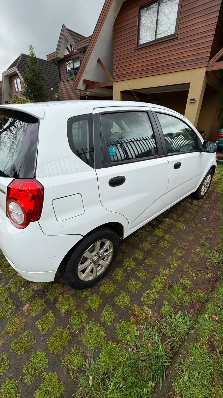 CHEVROLET AVEO 1.4 Sedan Nb Base Mt año 2015
