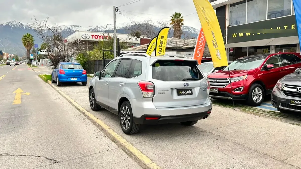 Subaru Forester 2.0 Awd Automática año 2018