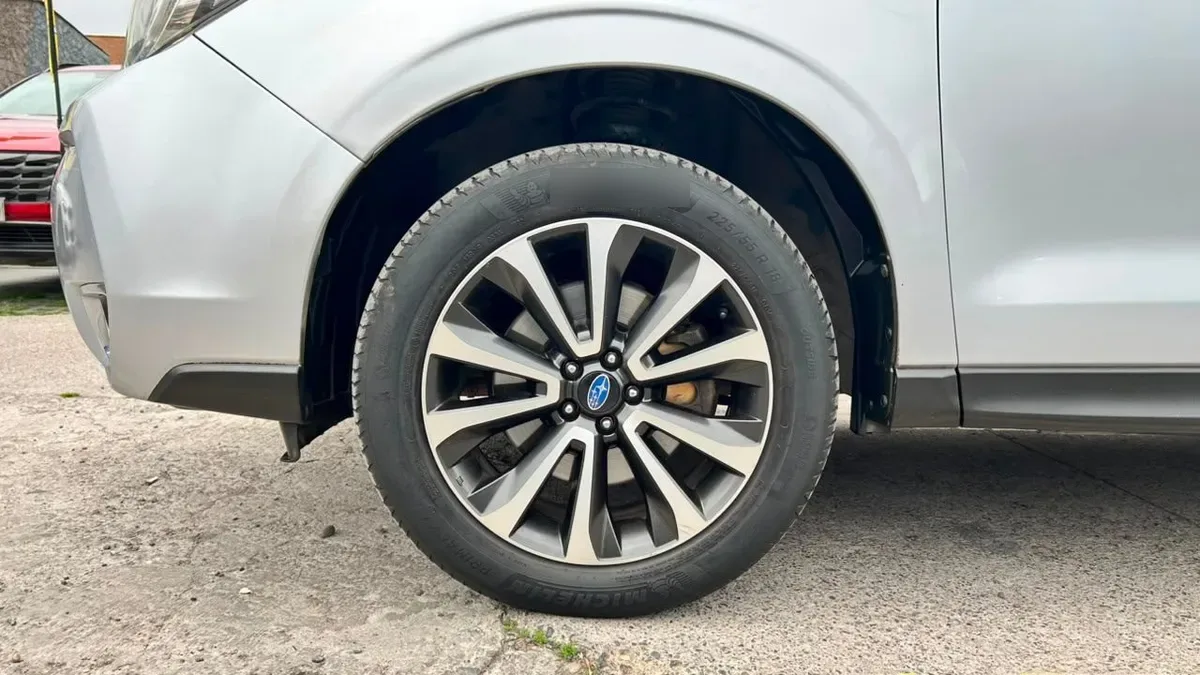 Subaru Forester 2.0 Awd Automática año 2018