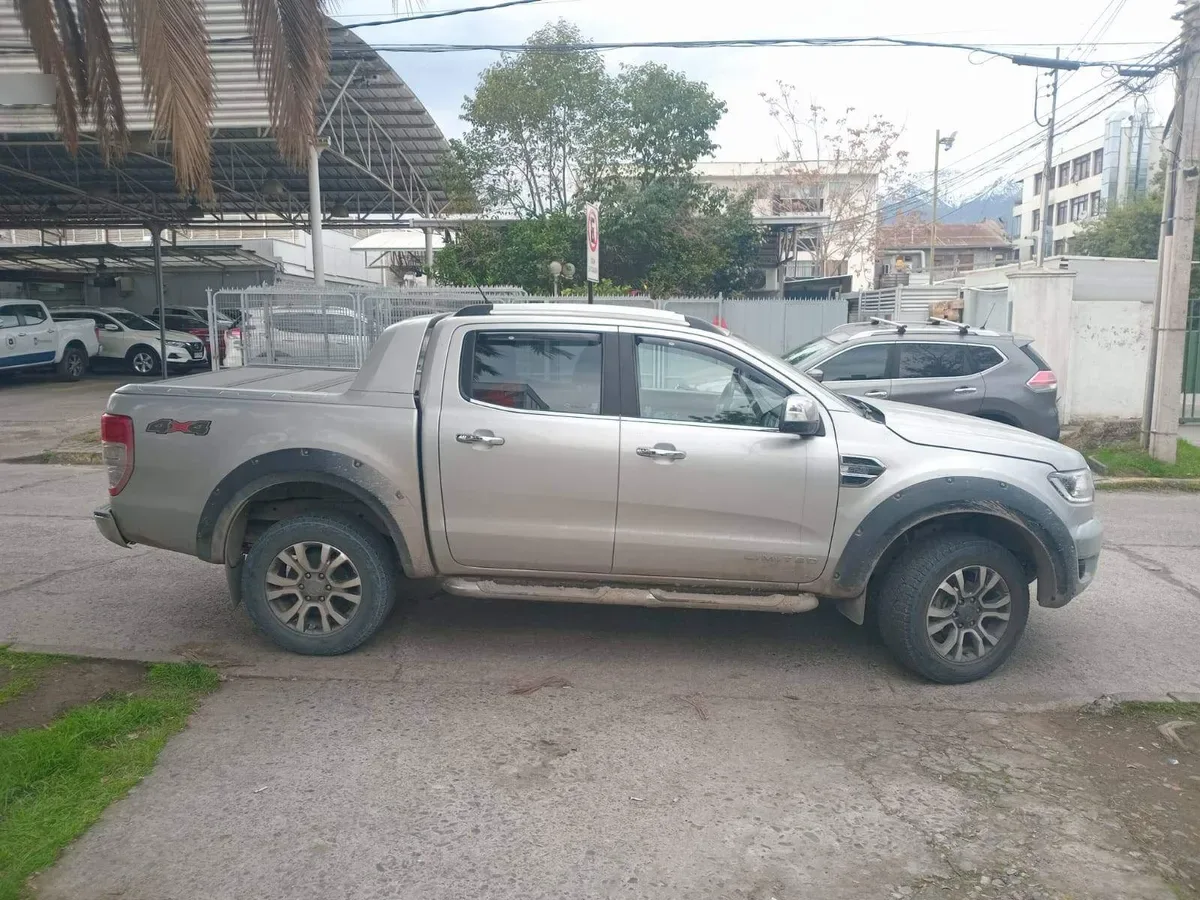 Ford Ranger 3.2 Ltd Euro 6 Diesel 4x4 Dob. Cab. At 4p año 2023