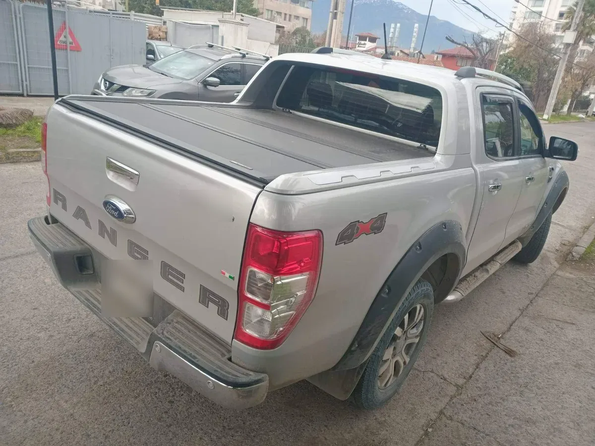 Ford Ranger 3.2 Ltd Euro 6 Diesel 4x4 Dob. Cab. At 4p año 2023