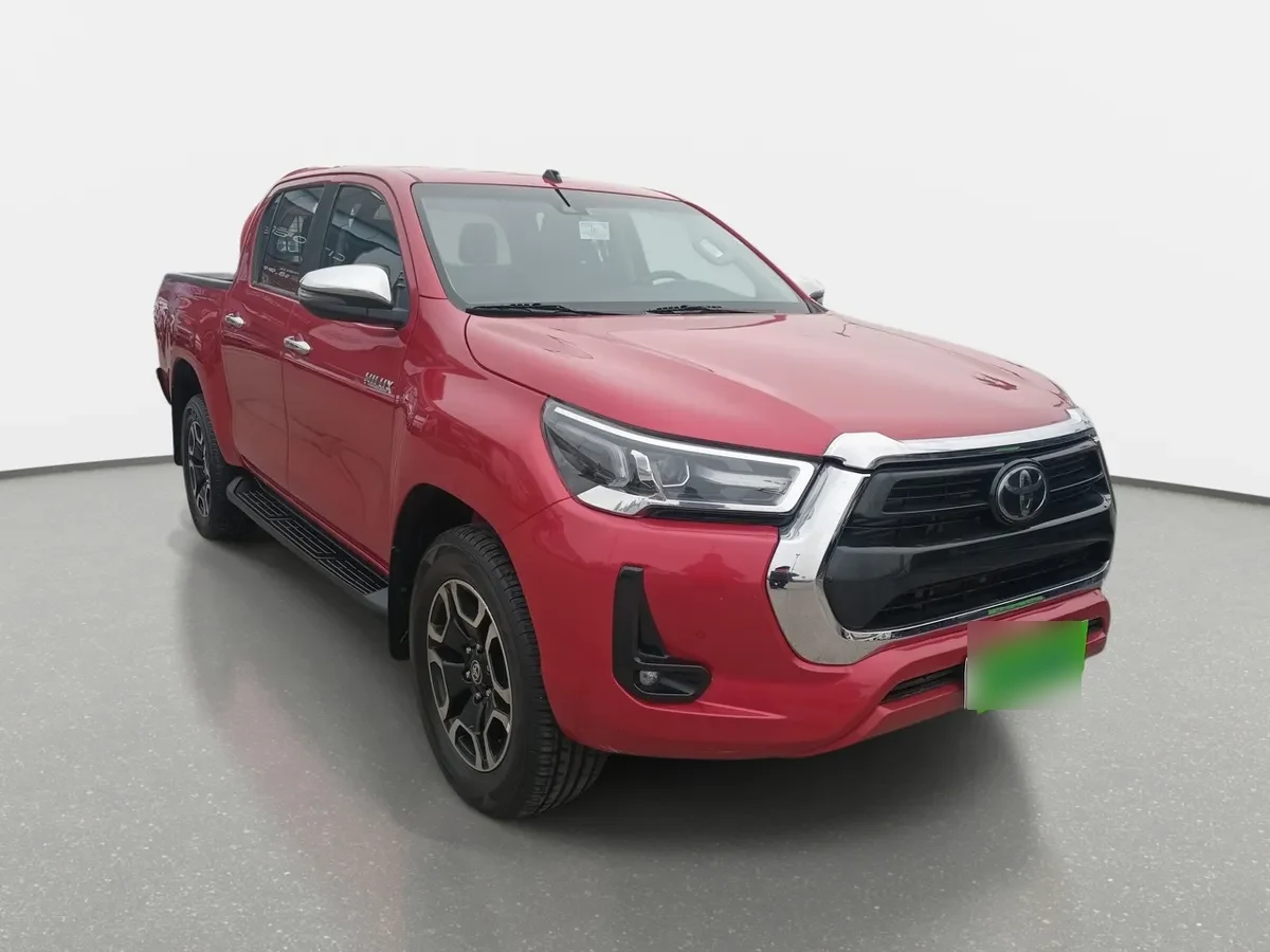 Toyota Hilux 2.8 Srv Diesel 4x4 Dob. Cab. At 4p año 2024