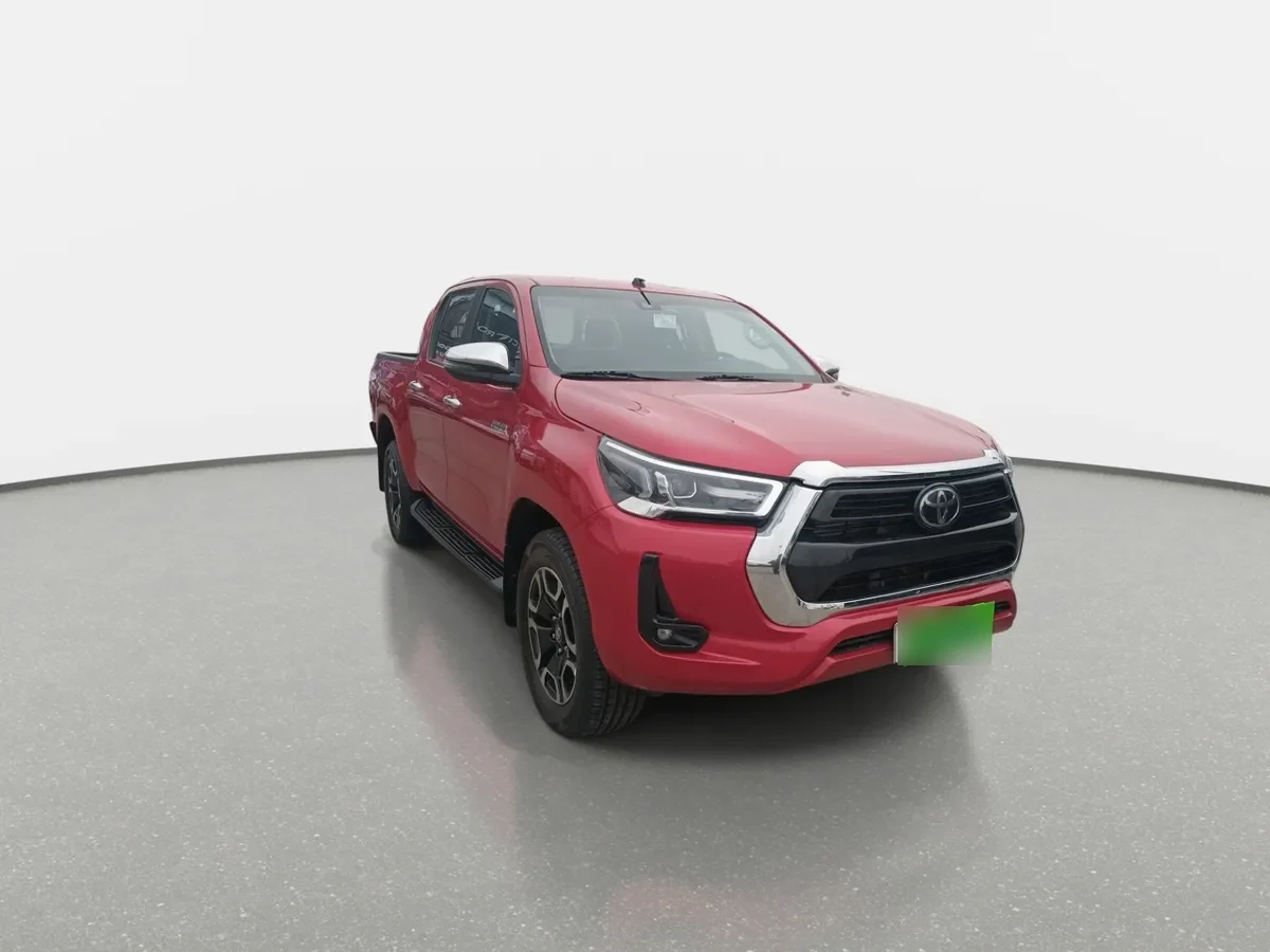 Toyota Hilux 2.8 Srv Diesel 4x4 Dob. Cab. At 4p año 2024