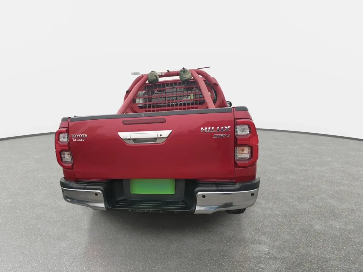 Toyota Hilux 2.8 Srv Diesel 4x4 Dob. Cab. At 4p año 2024