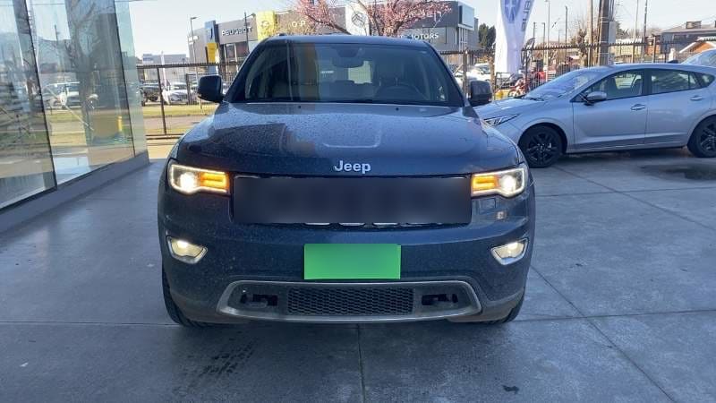 Jeep Grand Cherokee 3.6 Limited 4wd At 5p año 2022