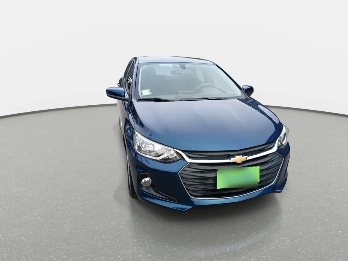 Chevrolet Onix 1.0t Lt 4x2 Sedan Mt 4p año 2021