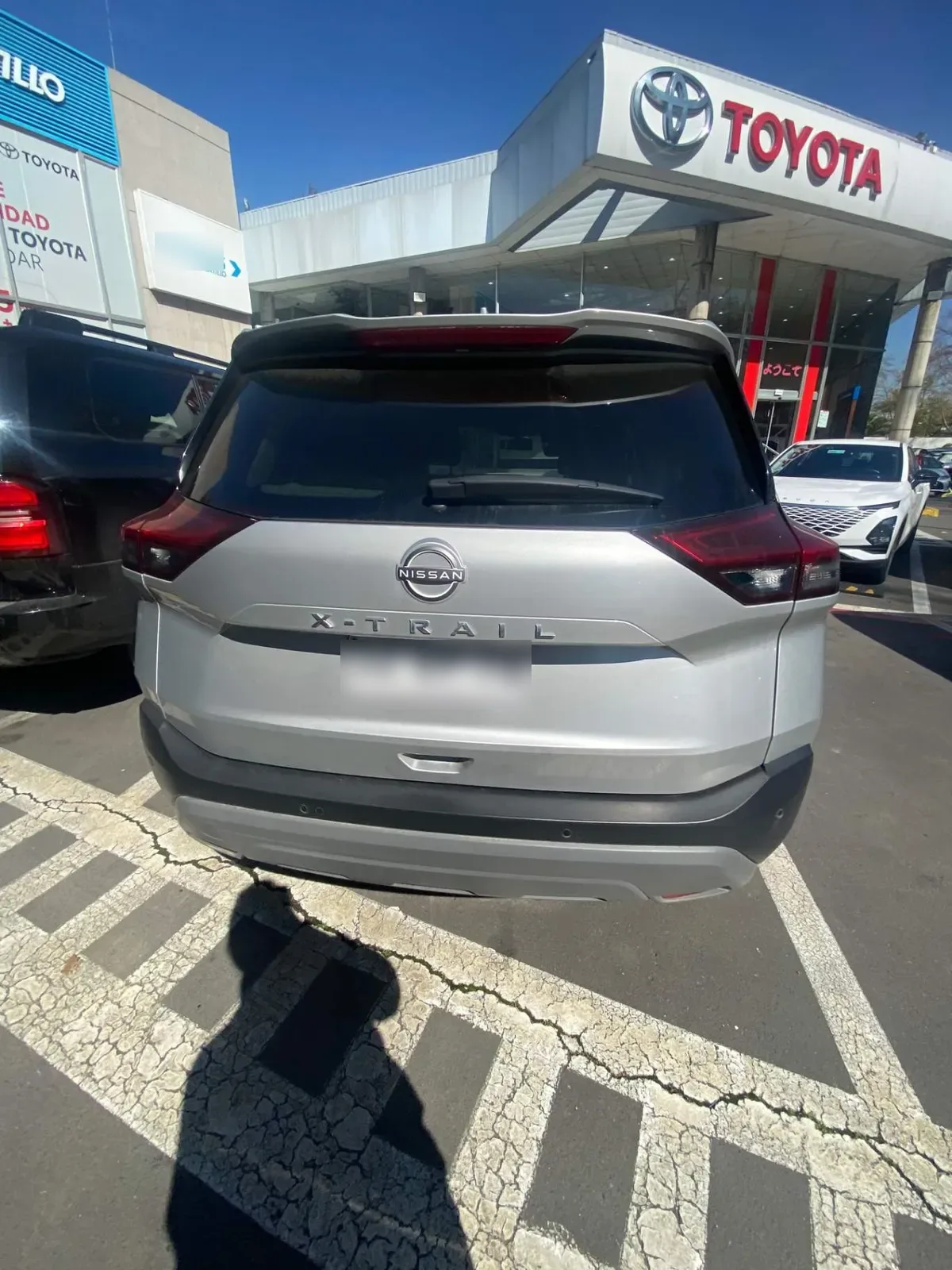 Nissan X-Trail 2.5 Sense 4x2 3row Cvt At 5p año 2023