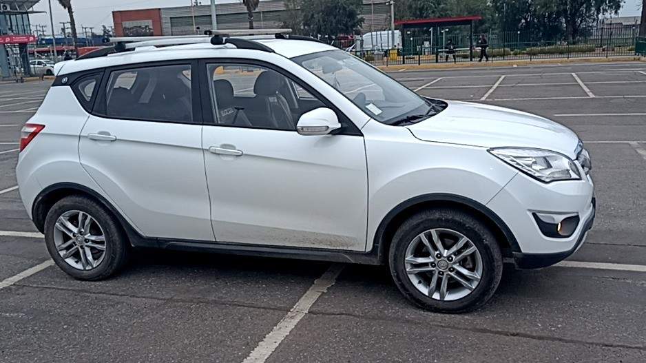Changan Cs35 1.6 Confort Nav 4x2 Mt 5p año 2017