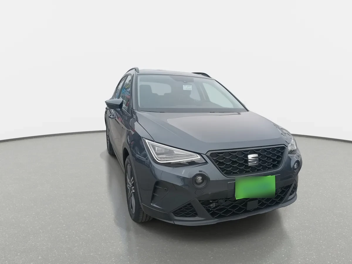 Seat Nuevo Arona 1.0 Tsi Style 4x2 At 5p año 2025