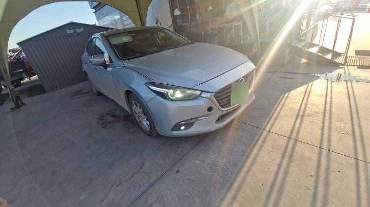 Mazda 3 2.0 V 4x2 Sdn Sunroof 6at 4p año 2017