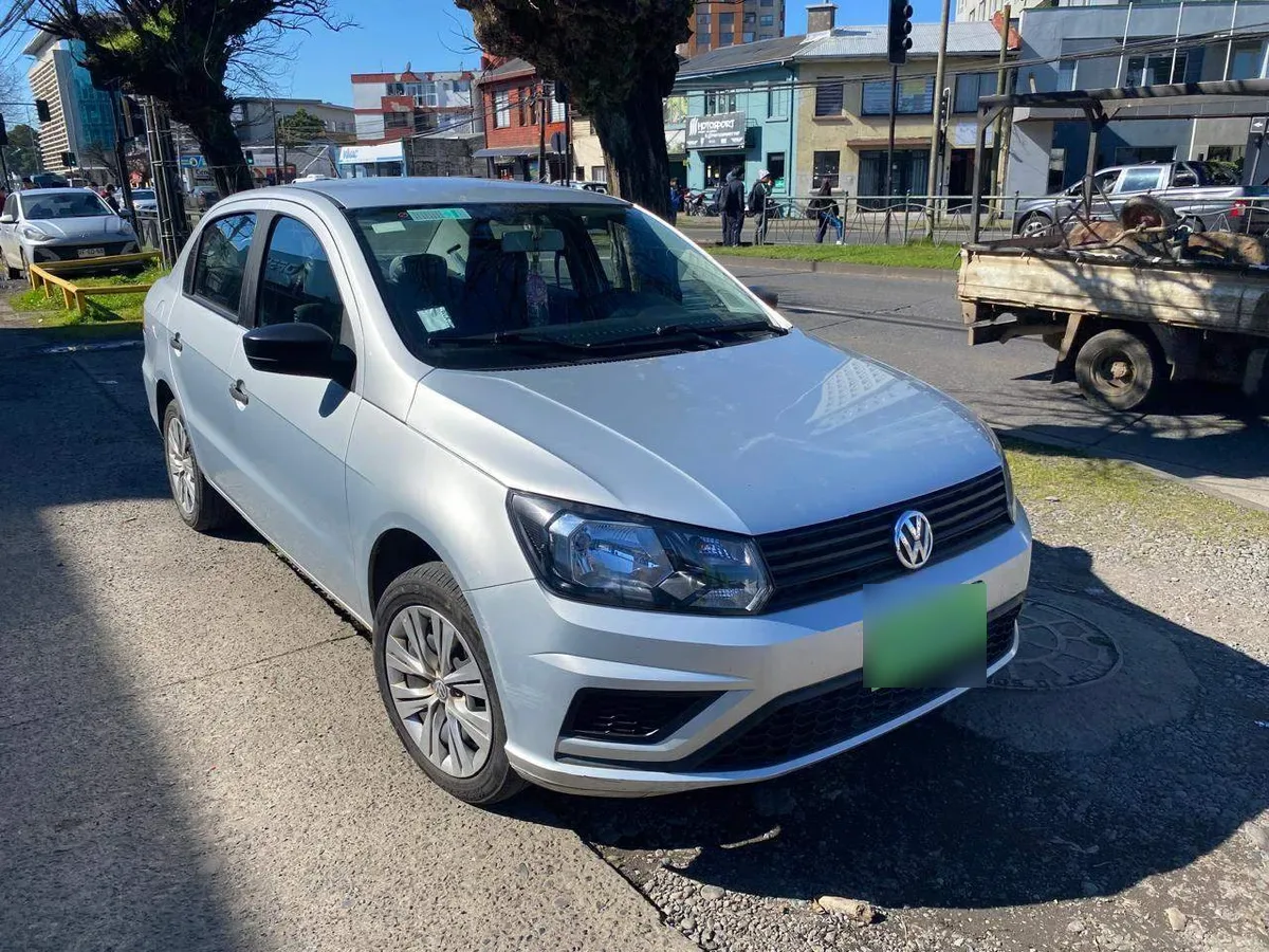 Volkswagen Voyage 1.6 Trendline 4x2 2ab Mt 4p año 2020