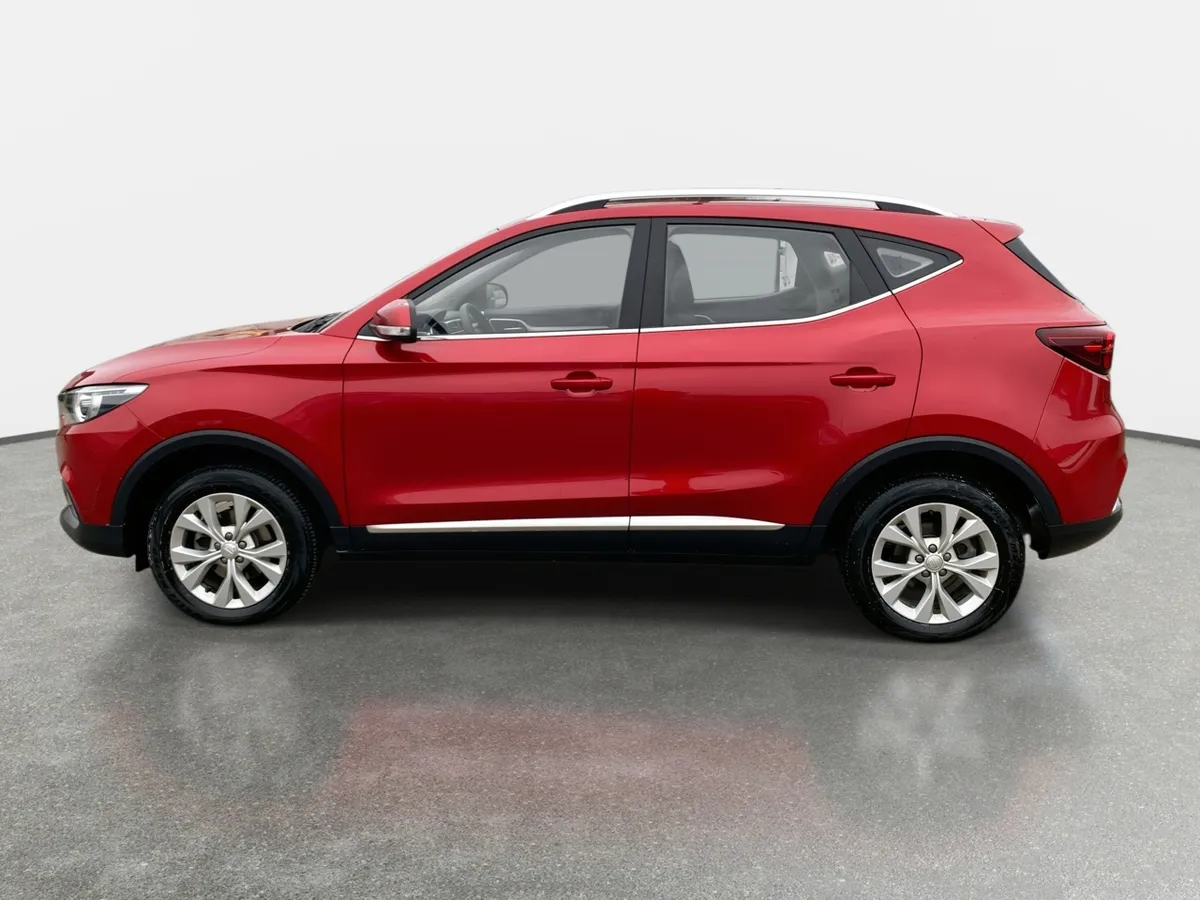 MG Mg Zs 1.5 Std 4x2 Mt 5p año 2024