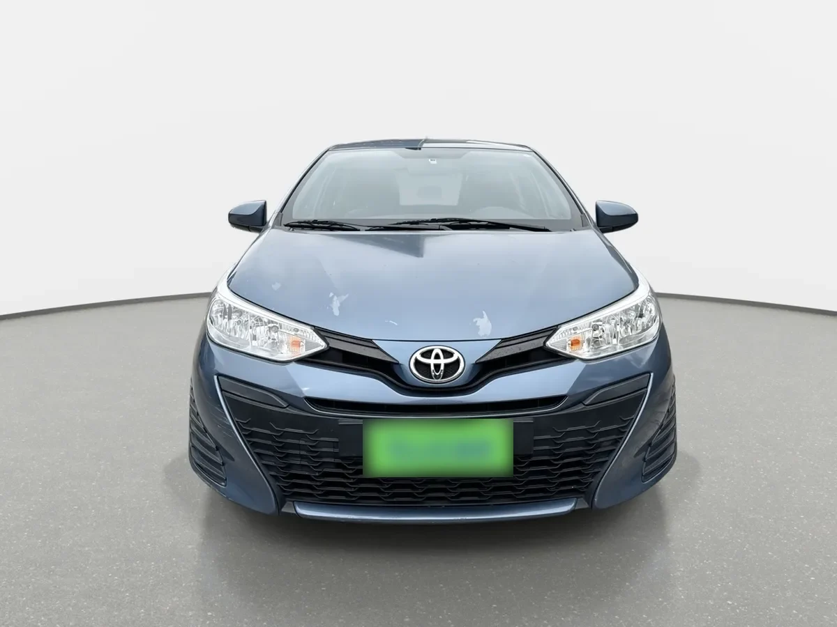 Toyota Yaris 1.5 Gle Sport 4x2 Hb Mt 5p año 2019