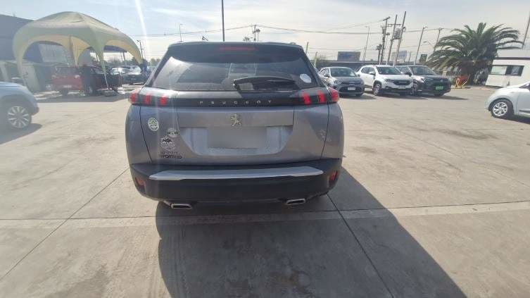 Peugeot 2008 1.2 Allure Puretech 4x2 130 At 5p año 2021