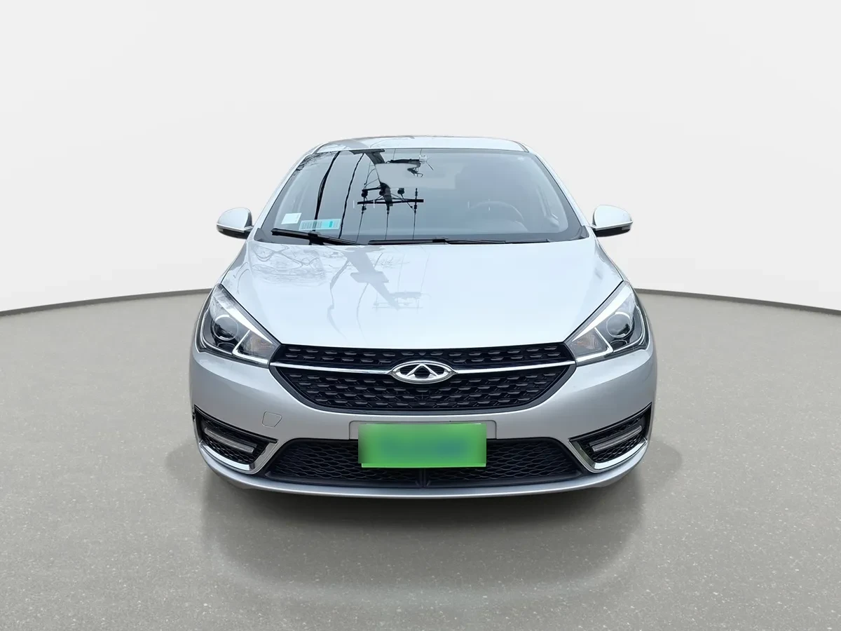 Chery Arrizo 5 1.5 Gls 4x2 Mt 4p año 2023