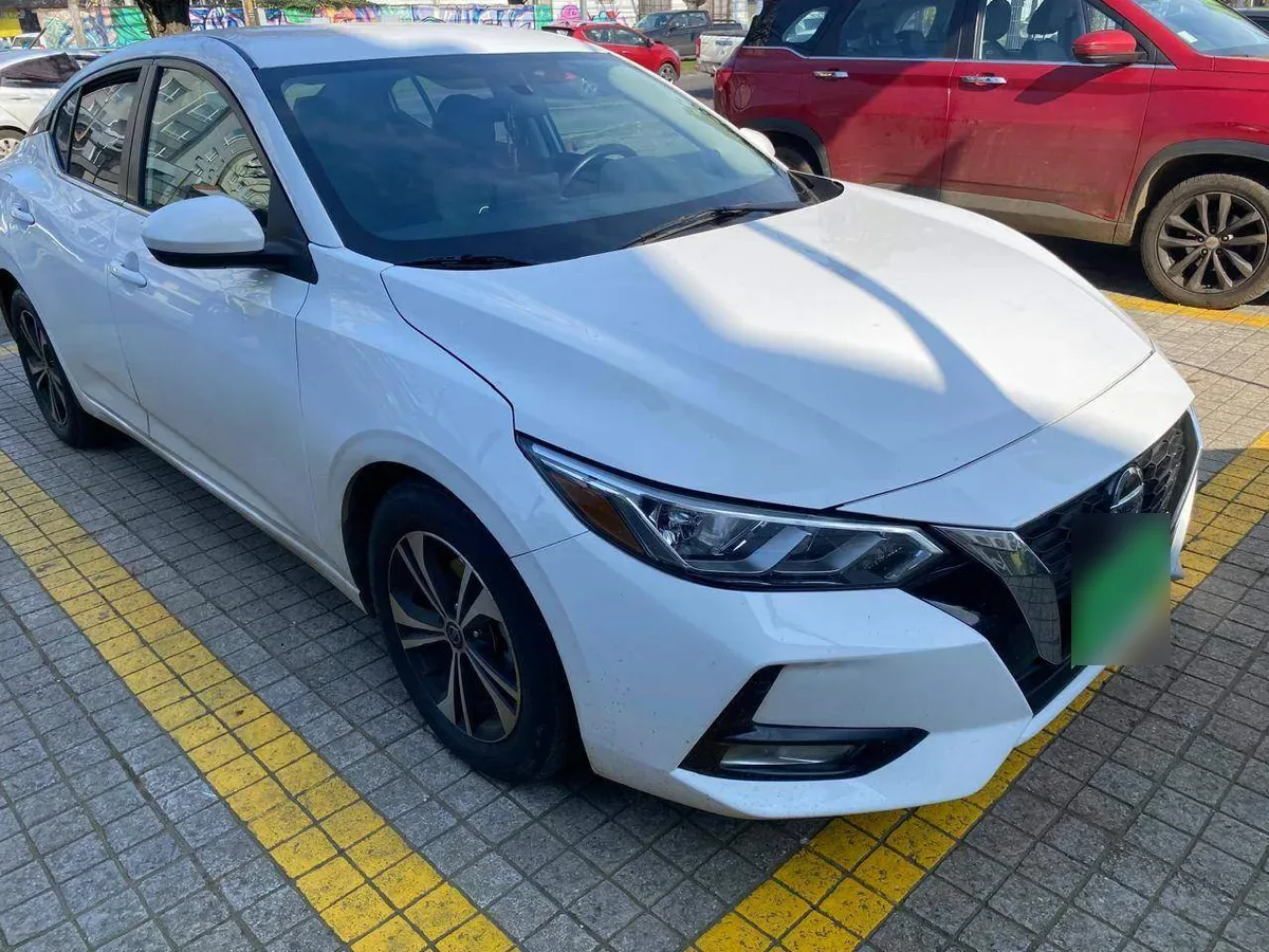 Nissan Sentra 2.0 Sense 4x2 Mt 4p año 2023