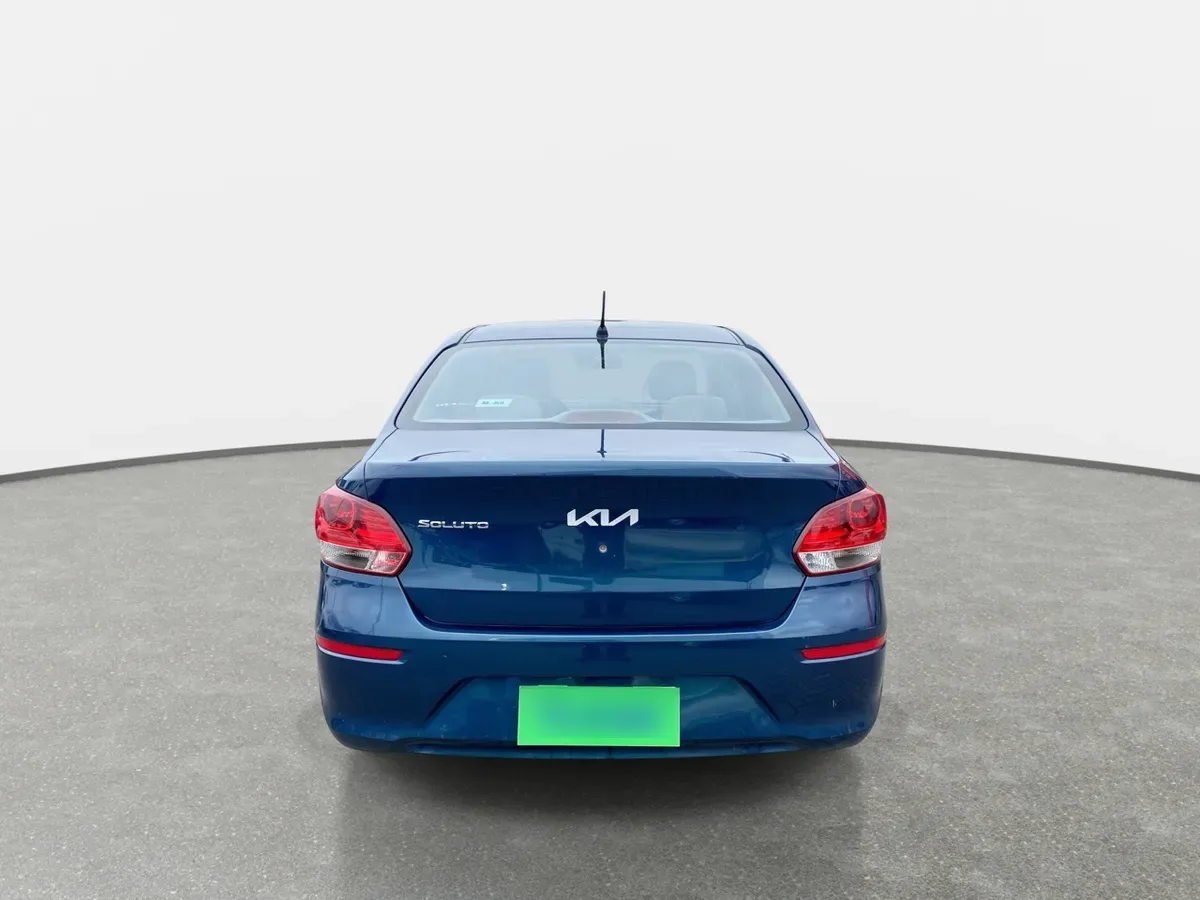Kia Soluto 1.4 Lx Ac 4x2 Mt 4p año 2023