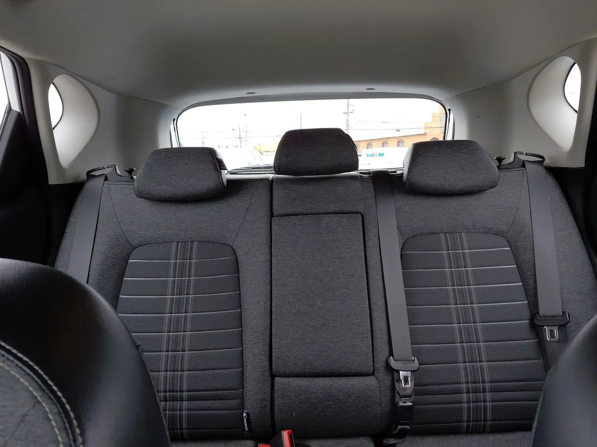 Kia Sonet 1.5 Ex 4x2 Ivt Ri At 5p año 2025