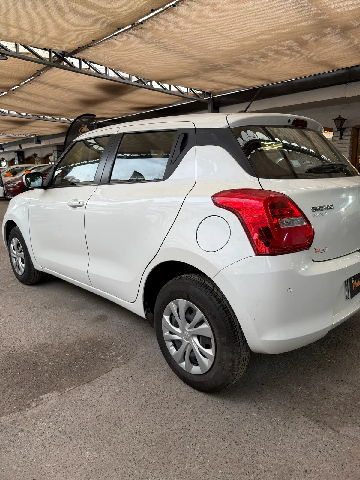 SUZUKI SWIFT 1.2 Gl Mt año 2024