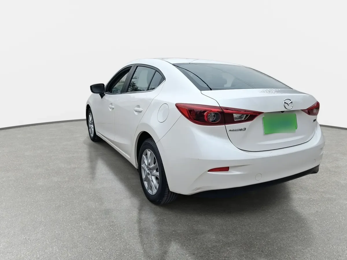 Mazda 3 2.0 V 4x2 Sedan 6mt 4p año 2019