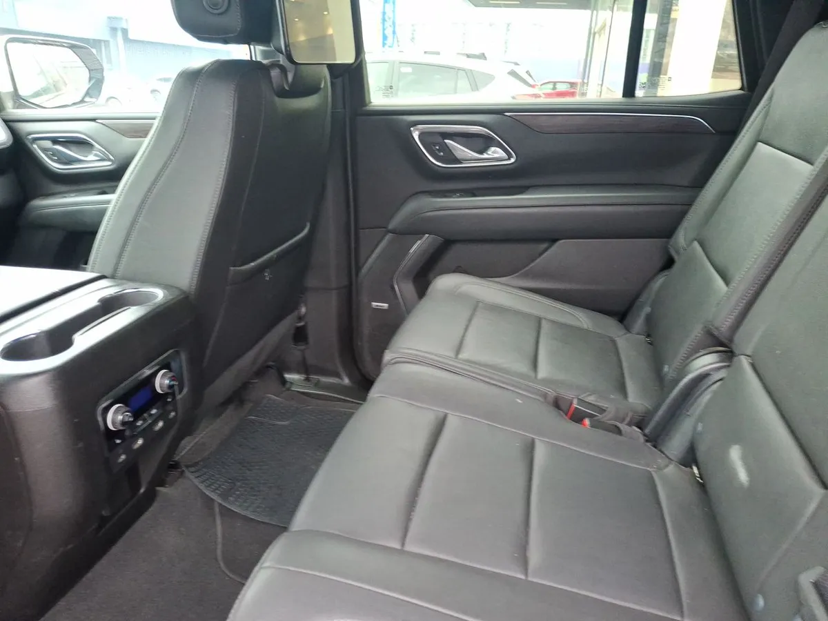 Chevrolet Tahoe 5.3 Z71 4x4 At 5p año 2023