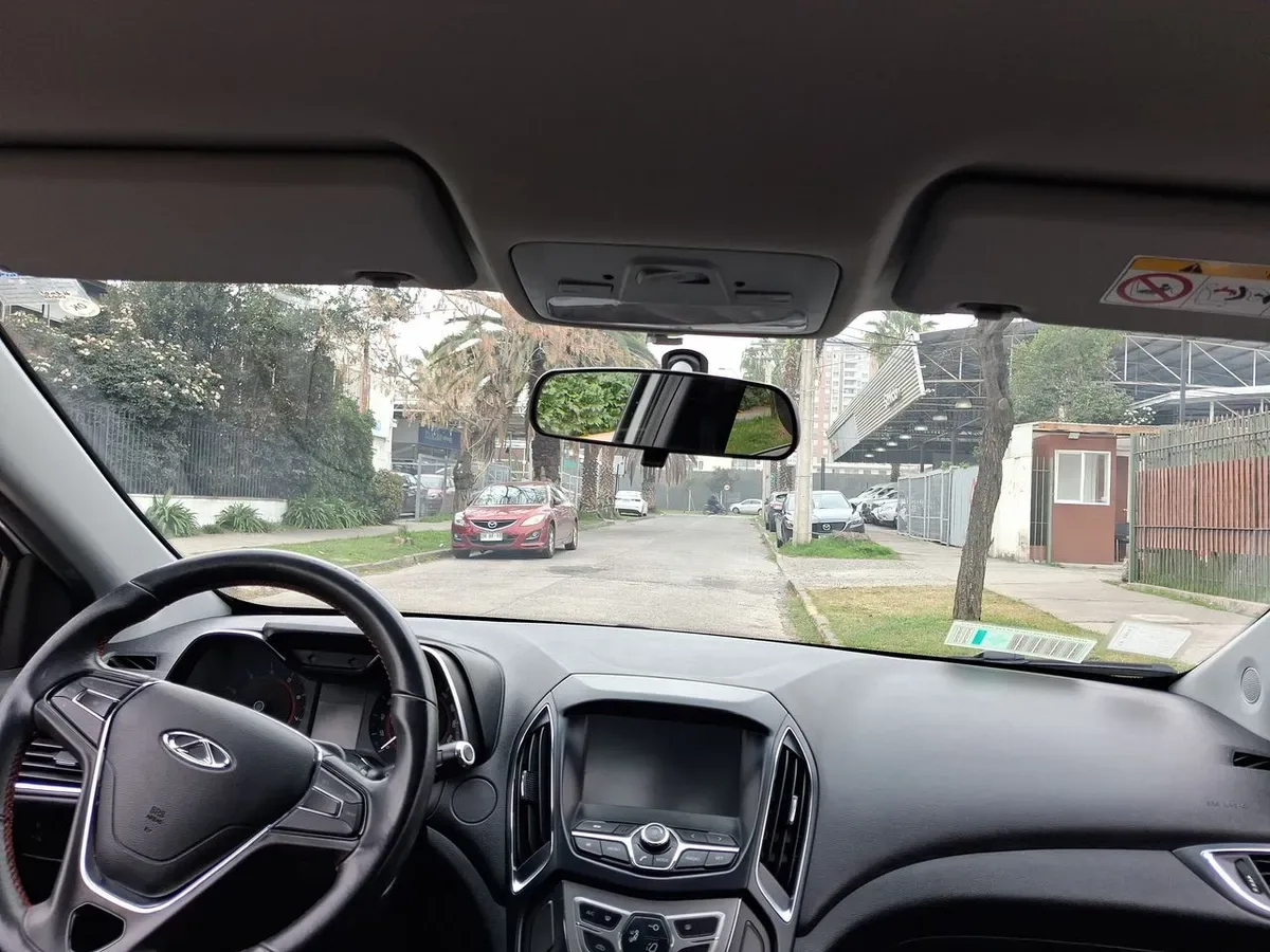 Chery Arrizo 5 1.5 Gls 4x2 Mt 4p año 2023