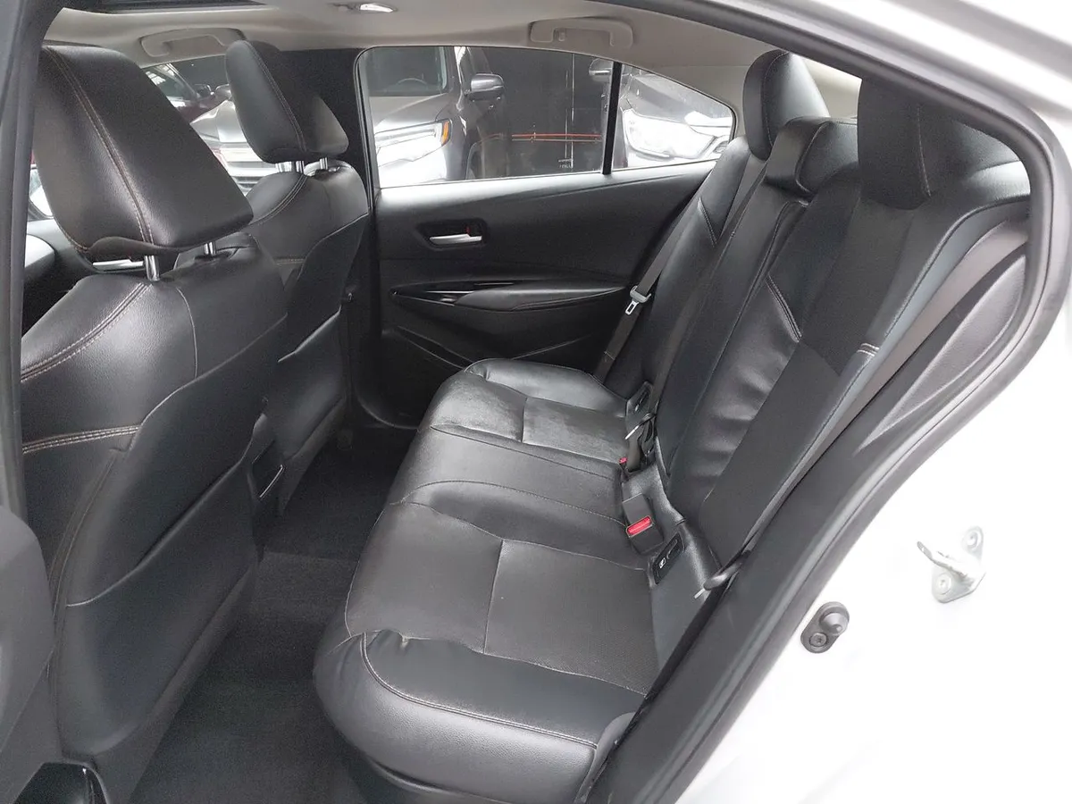Toyota Corolla 1.8 Seg 4x2 Cvt At 4p año 2023